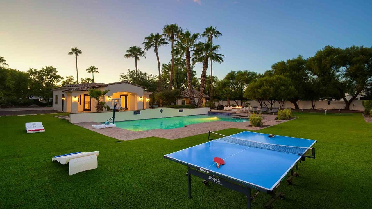 Photo of Outdoor in Country Club Acres
