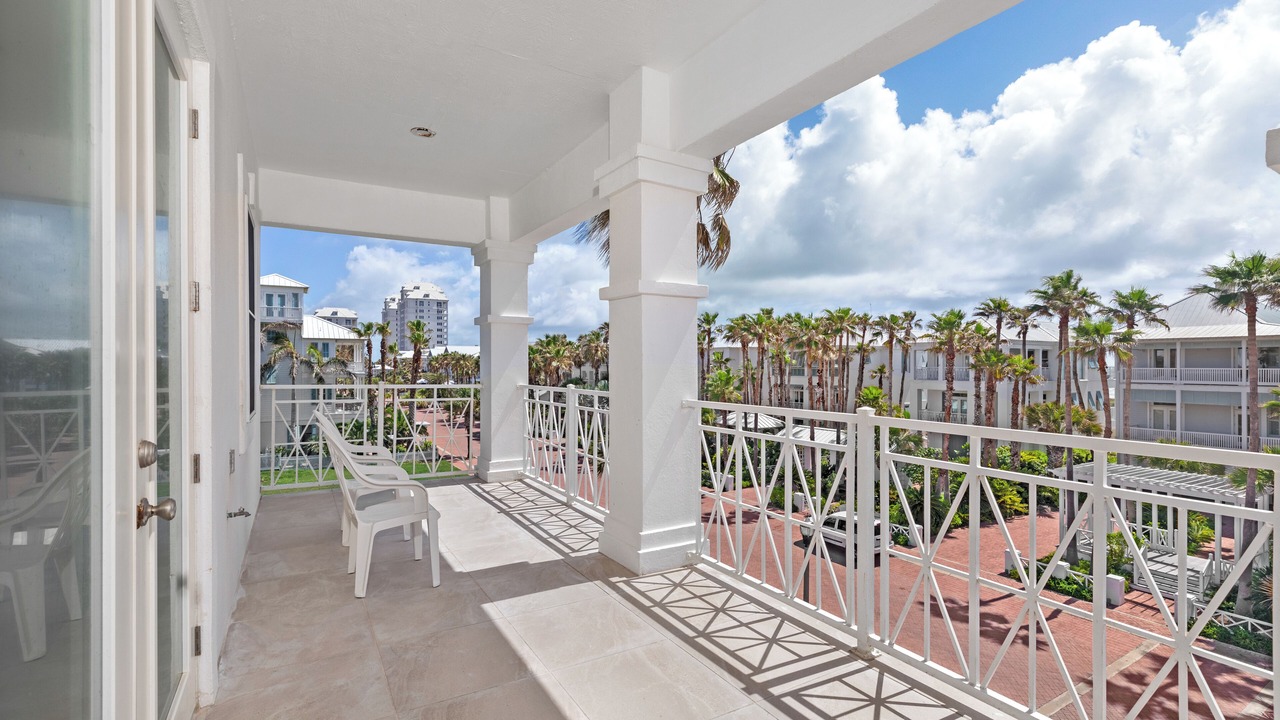 Photo of Outdoor in The Shores