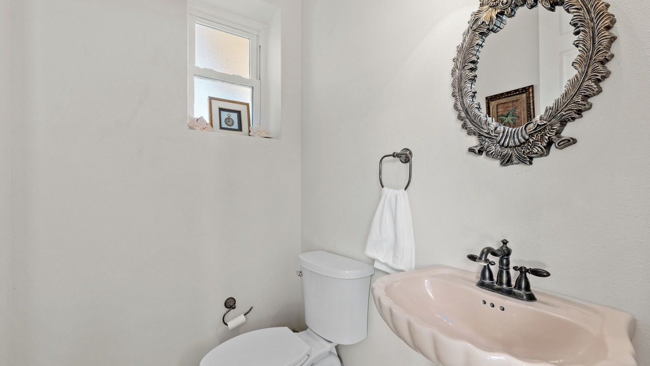 Photo of Bathroom in The Shores