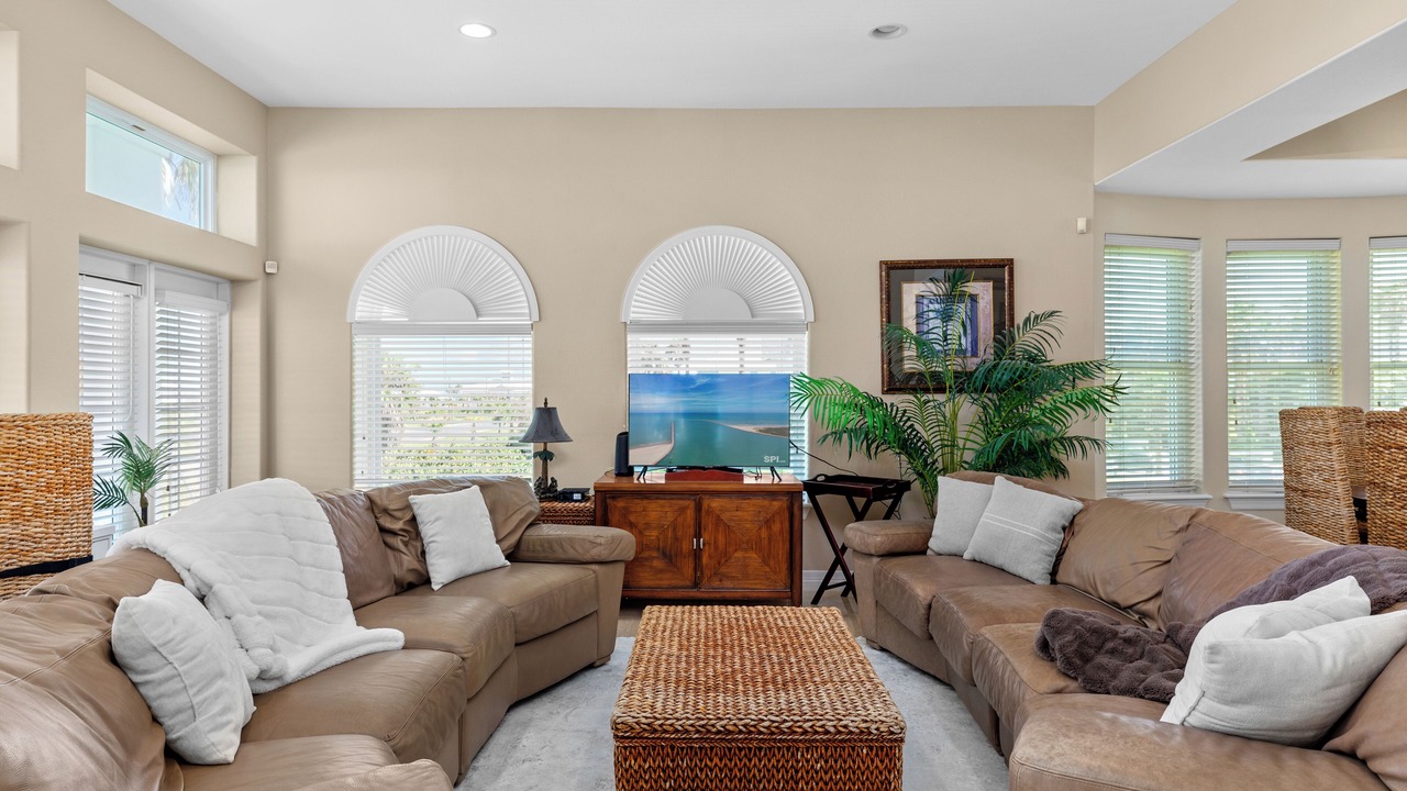 Photo of Livingroom in The Shores
