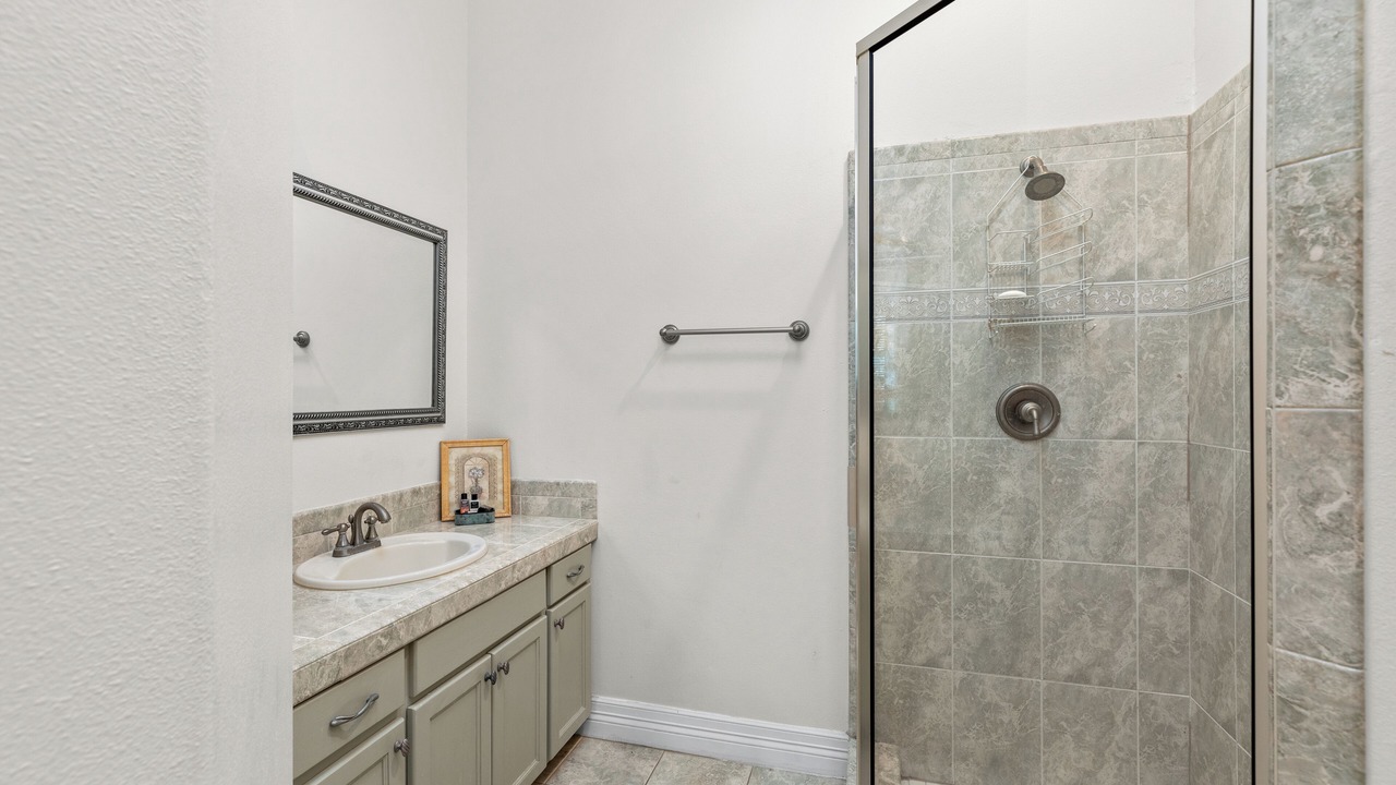 Photo of Bathroom in The Shores