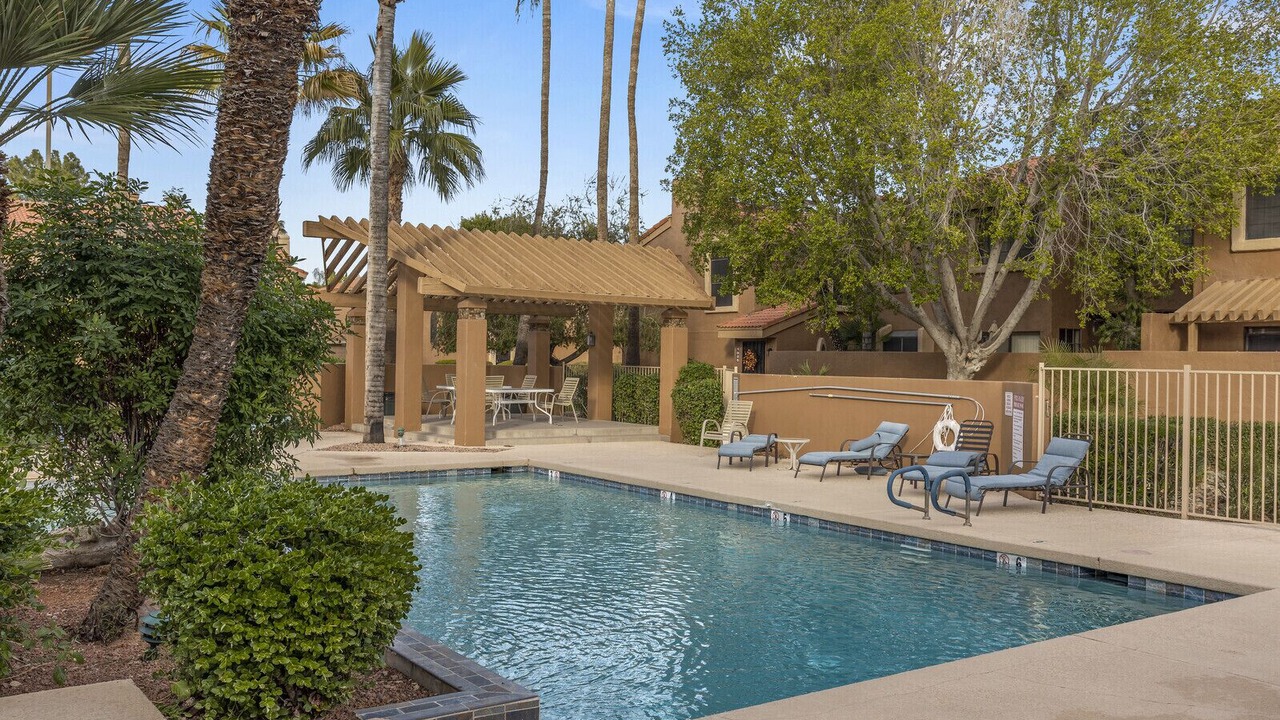 Photo of Outdoor in Paradise Valley Village