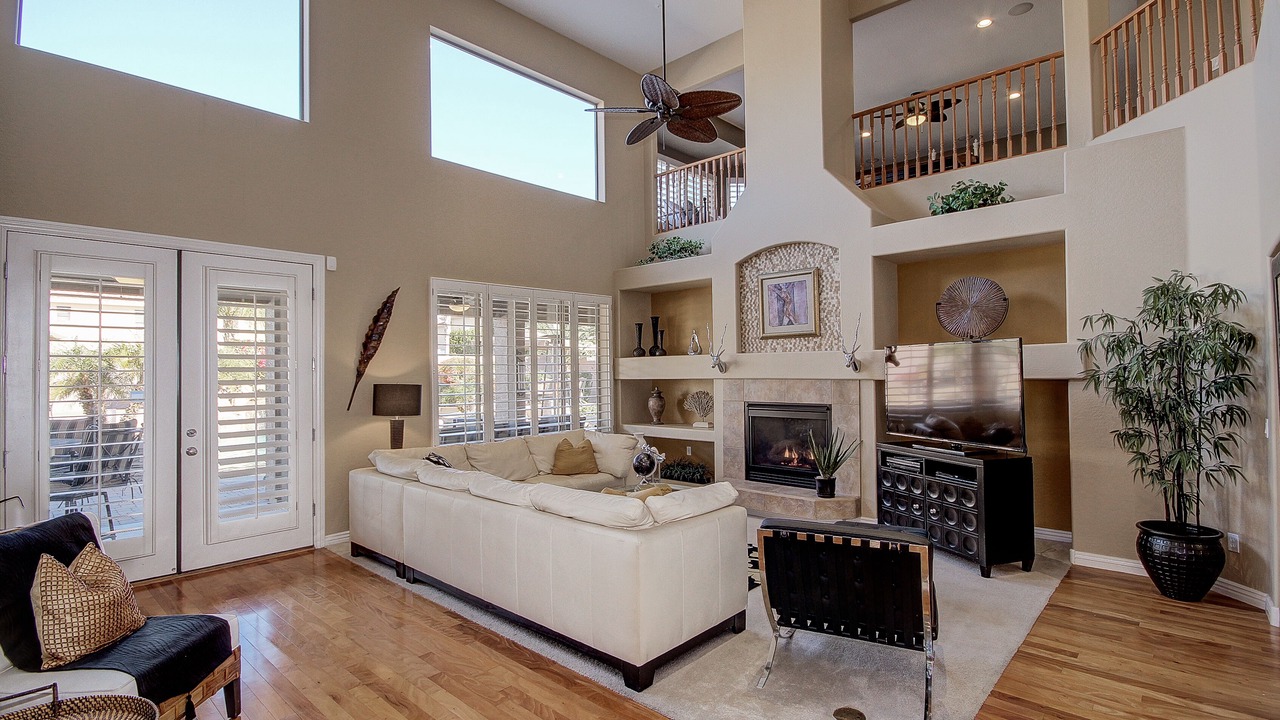 Photo of Livingroom in Pleasant Valley