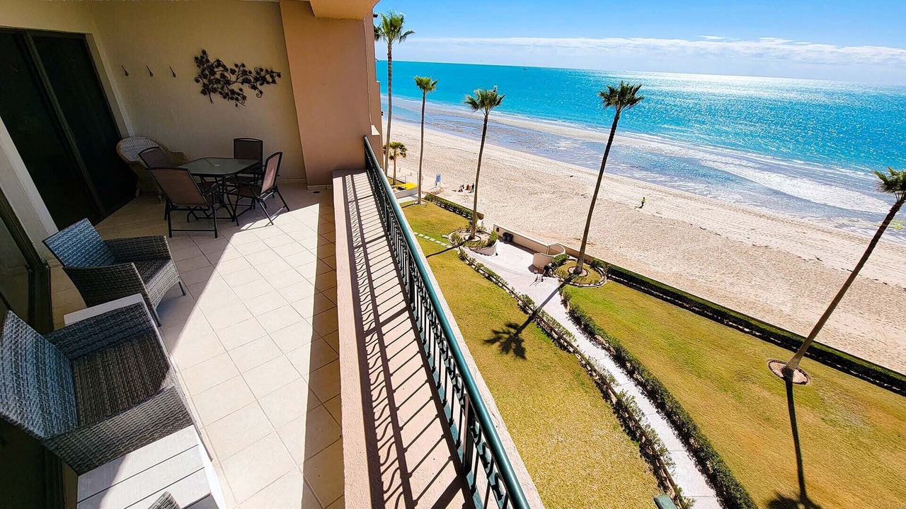Photo of Patio Balcony in Sandy Beach