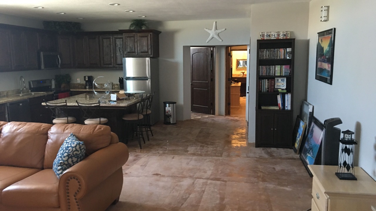 Photo of Livingroom in Cholla Bay
