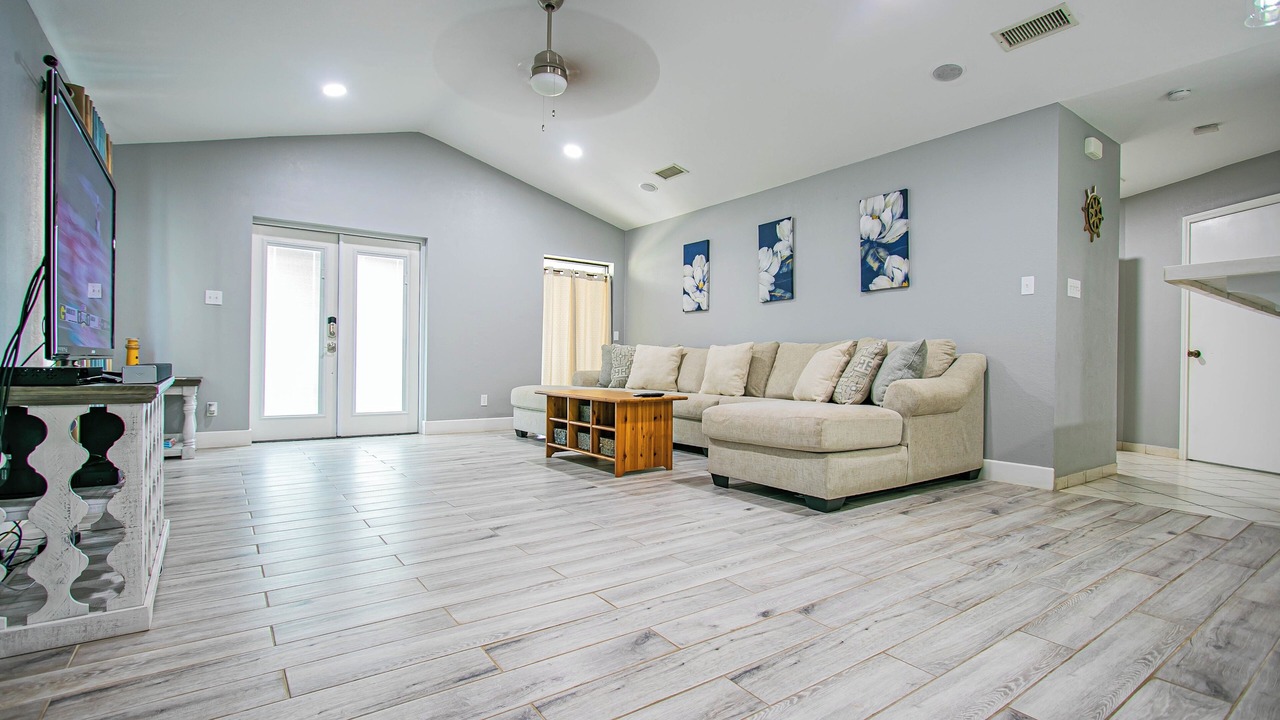 Photo of Livingroom in South Padre Island