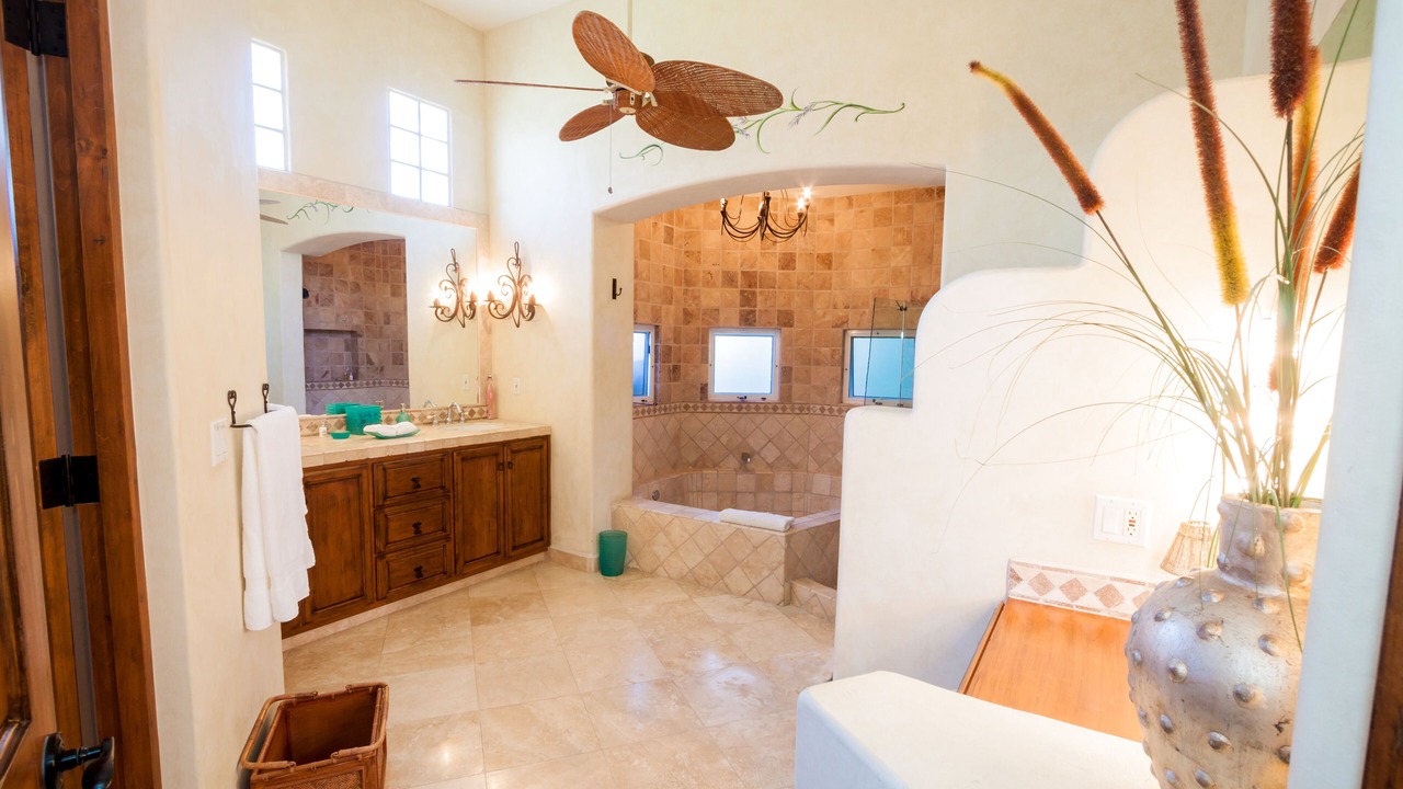 Photo of Bathroom in Cabo Bello
