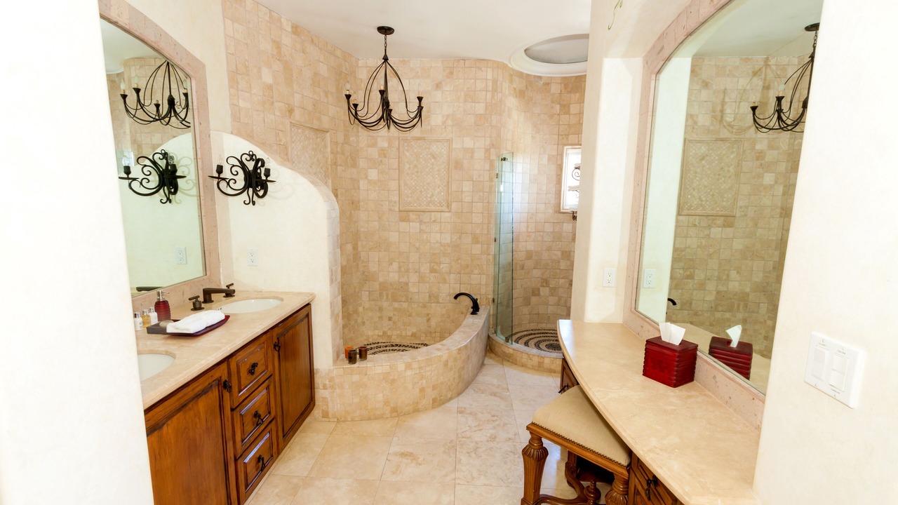 Photo of Bathroom in Cabo Bello