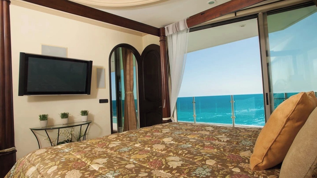 Photo of Bedroom in Sandy Beach
