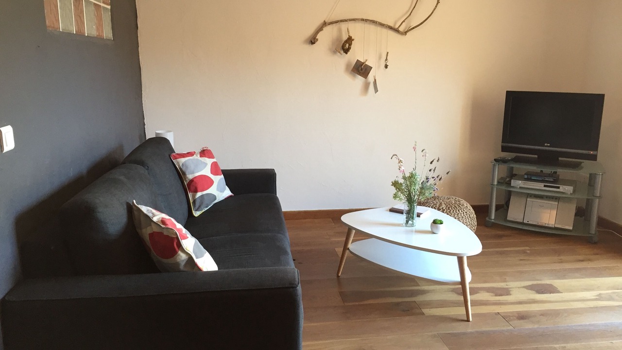 Photo of Livingroom in Mucchitone