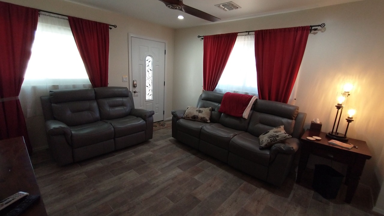 Photo of Livingroom in Glendale