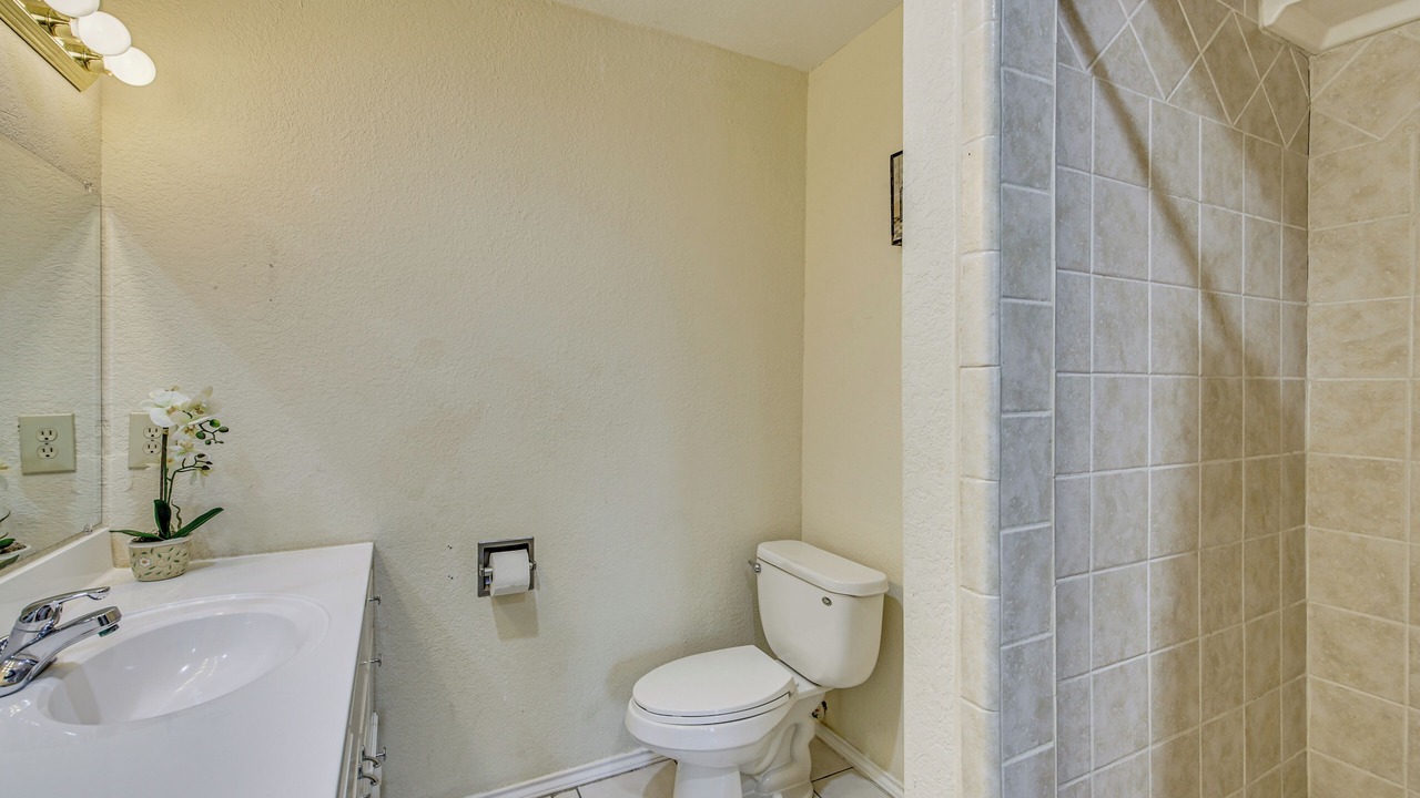 Photo of Bathroom in Harlingen
