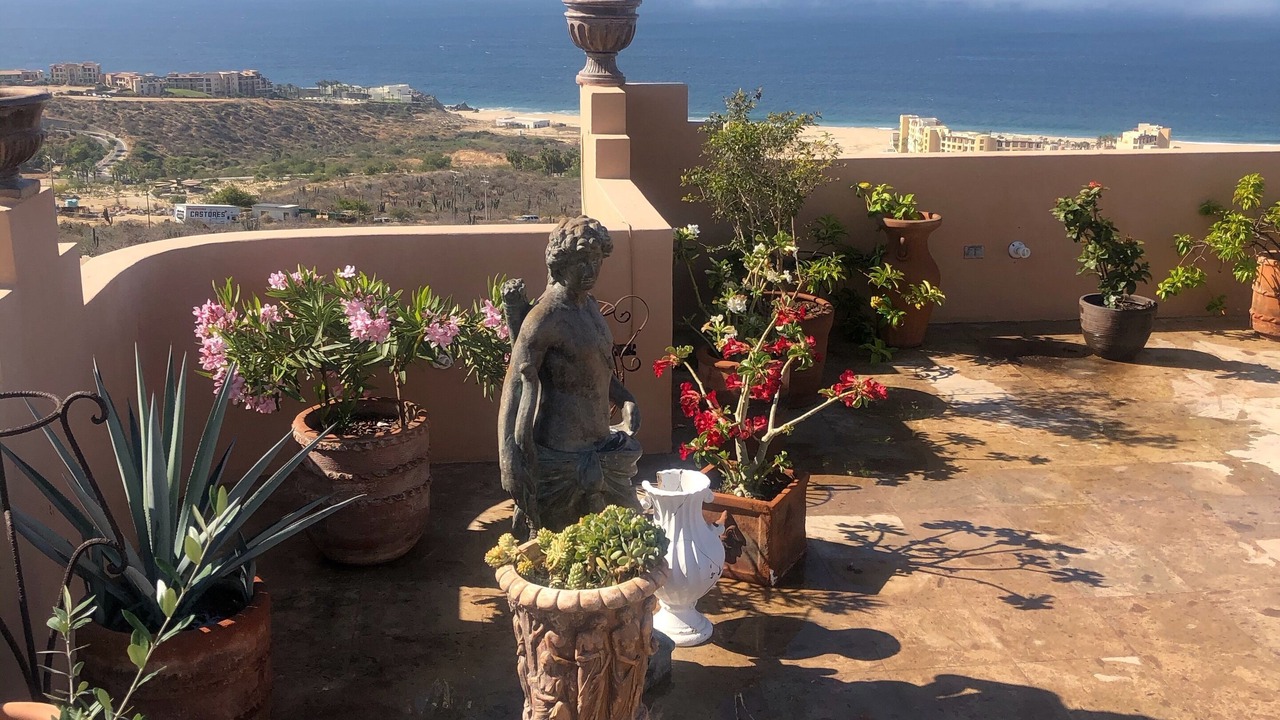 Photo of Patio Balcony in Sunset Beach