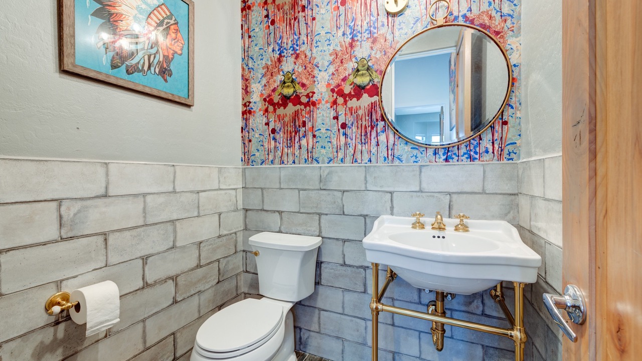 Photo of Bathroom in Legend Trail