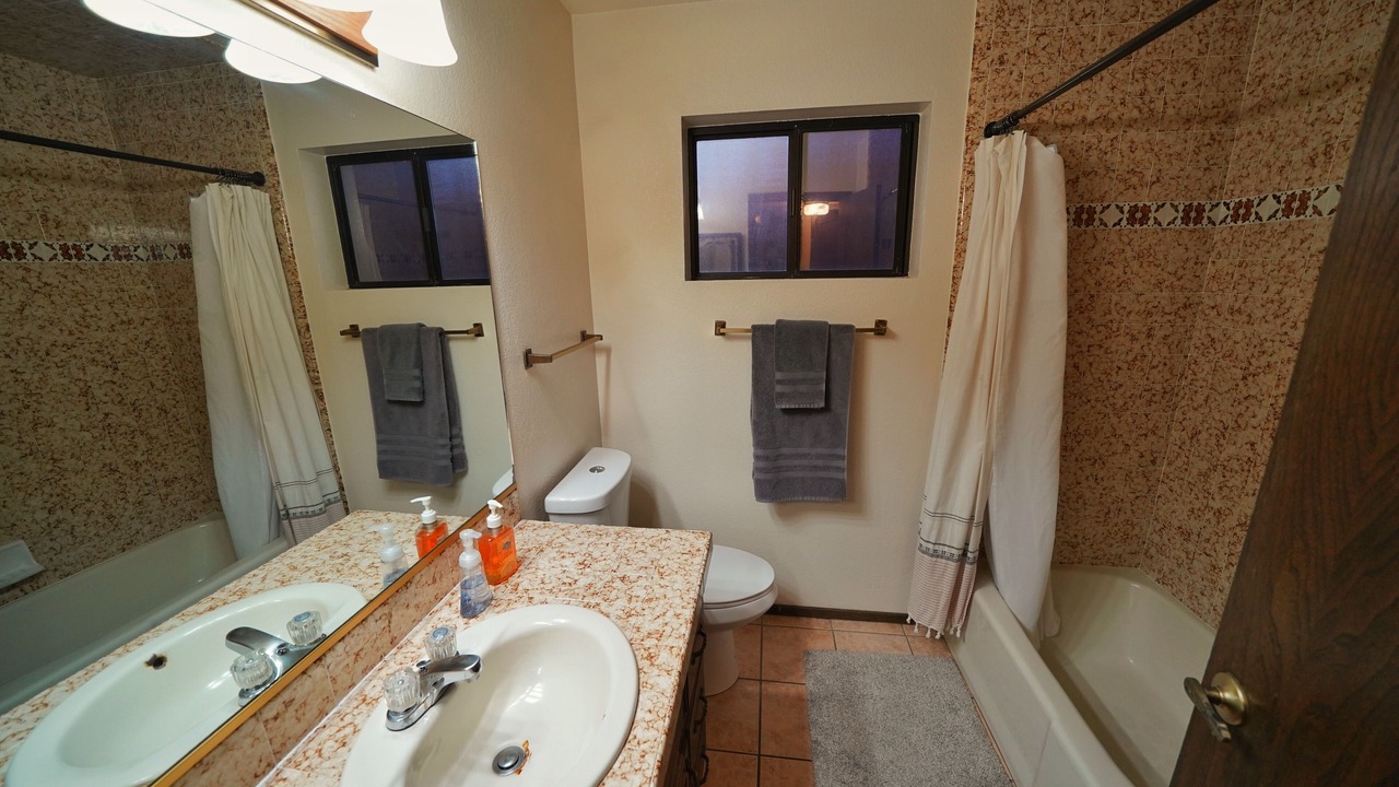Photo of Bathroom in Vista Del Valle