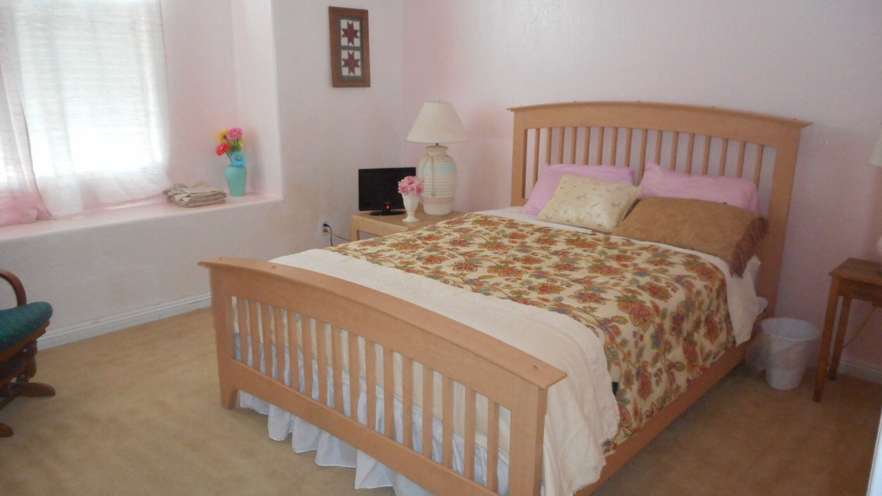 Photo of Bedroom in Palm Valley