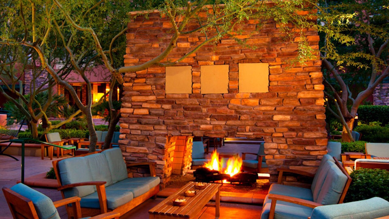 Photo of Outdoor in Paradise Valley Village