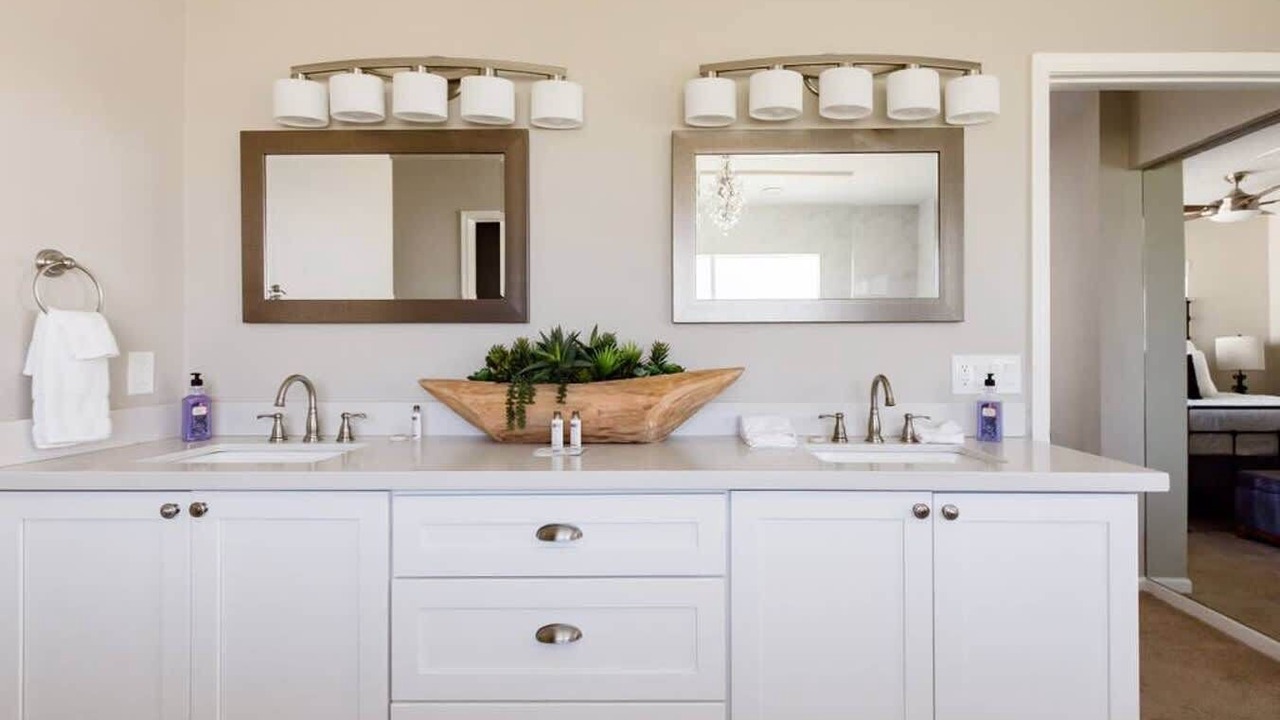 Photo of Bathroom in Pomelo Park