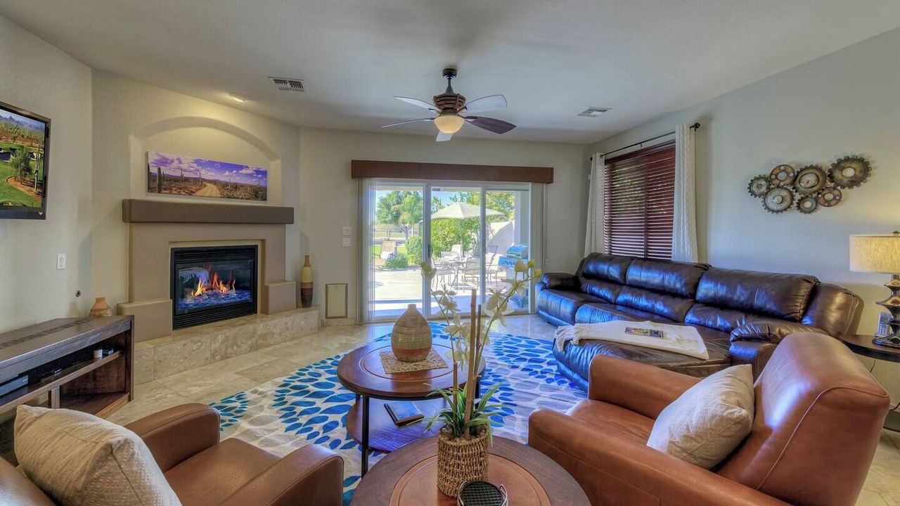 Photo of Livingroom in Coldwater Springs