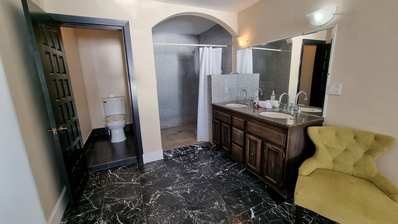 Photo of Bathroom in San Antonio del Mar