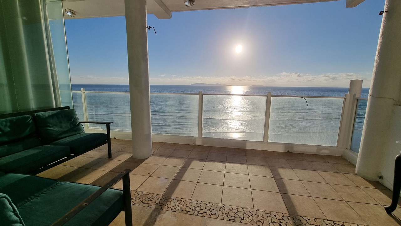 Photo of Patio Balcony in San Antonio del Mar
