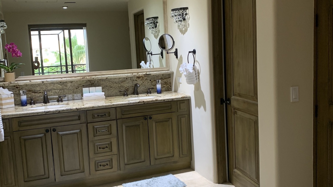 Photo of Bathroom in Cabo San Lucas