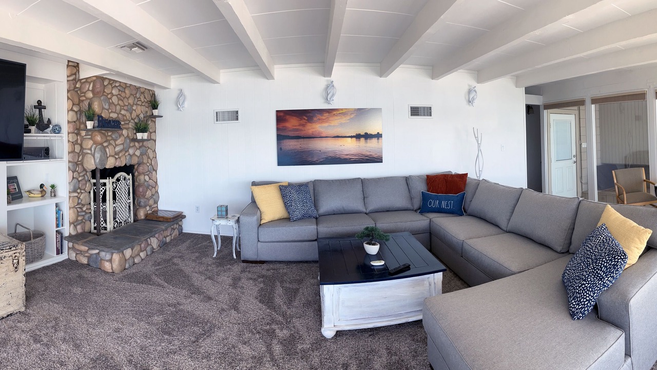 Photo of Livingroom in Cienega Springs