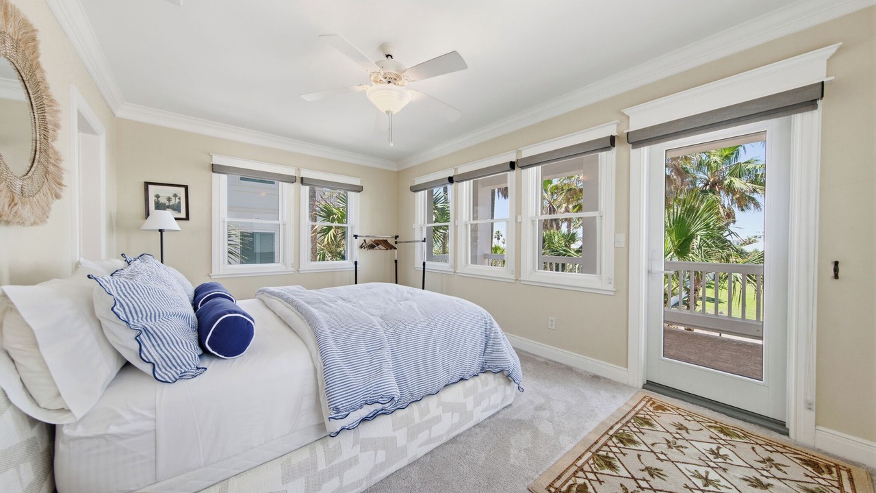 Photo of Bedroom in The Shores