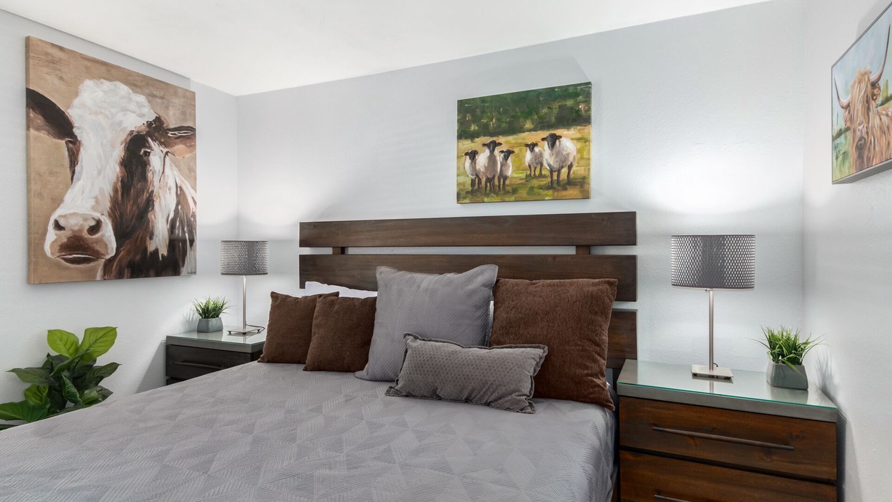Photo of Bedroom in Desert Shores