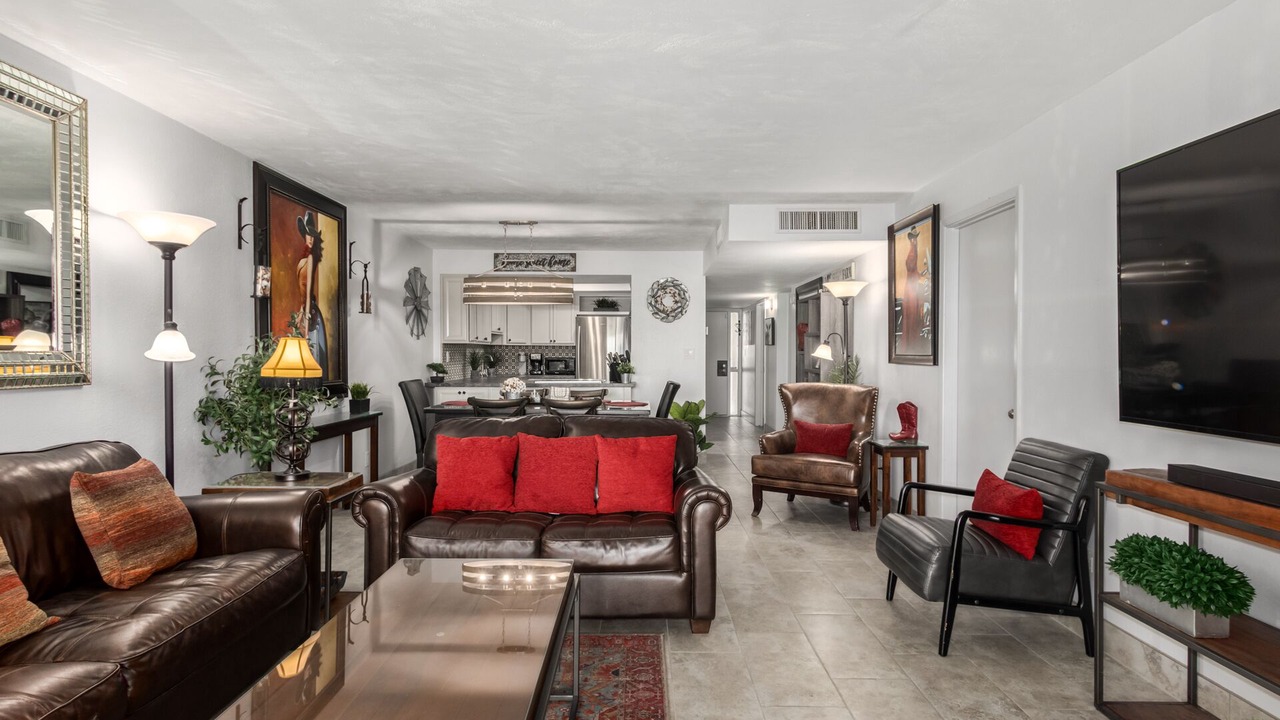 Photo of Livingroom in Desert Shores