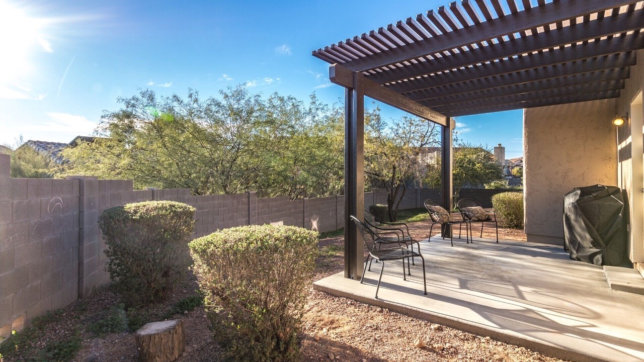 Photo of Patio Balcony in Golden Springs