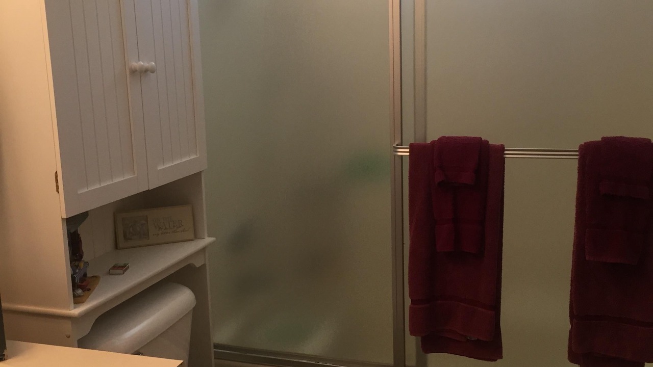 Photo of Bathroom in Parker Strip