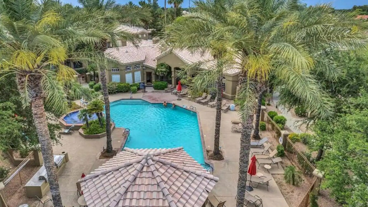 Photo of Outdoor in Paradise Valley Village