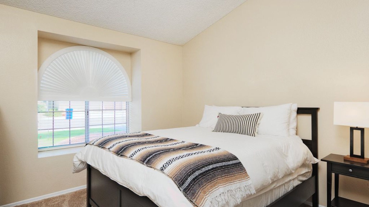 Photo of Bedroom in Horizons West