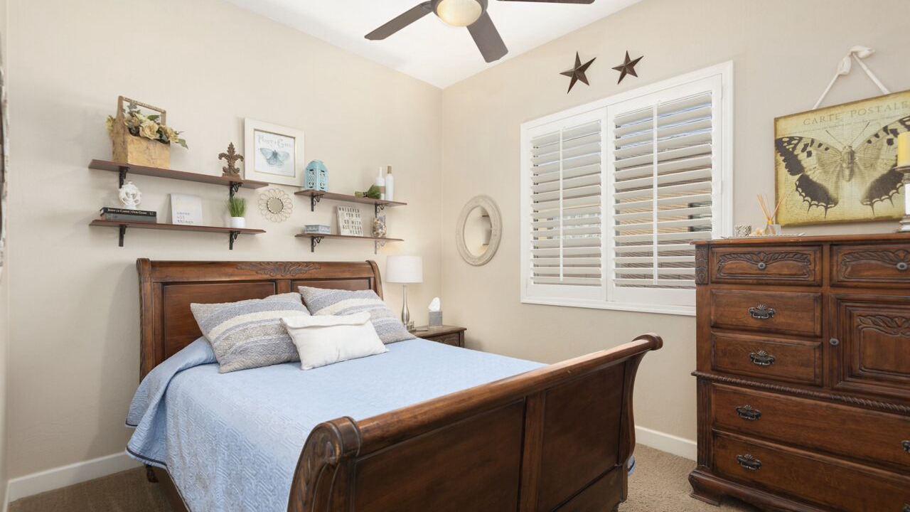 Photo of Bedroom in Palm Valley