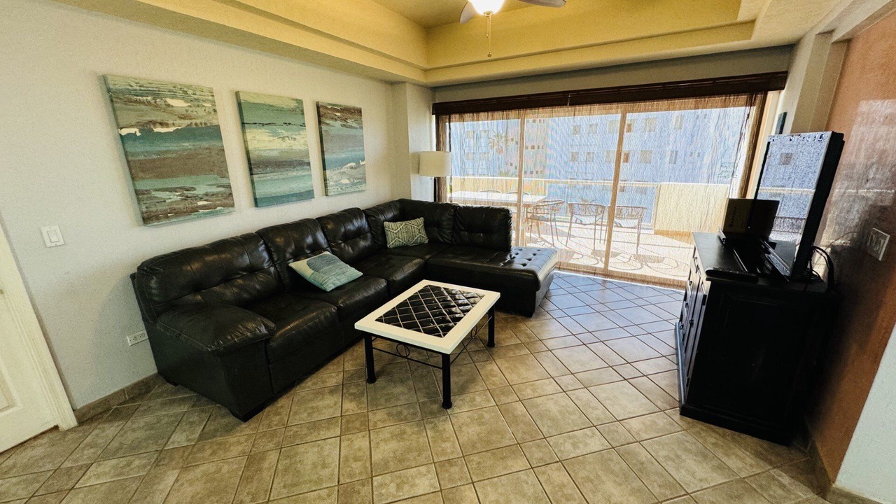 Photo of Livingroom in Sandy Beach