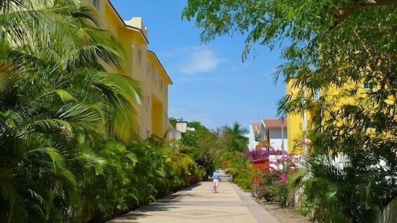 Photo of Others in Santa Maria Huatulco