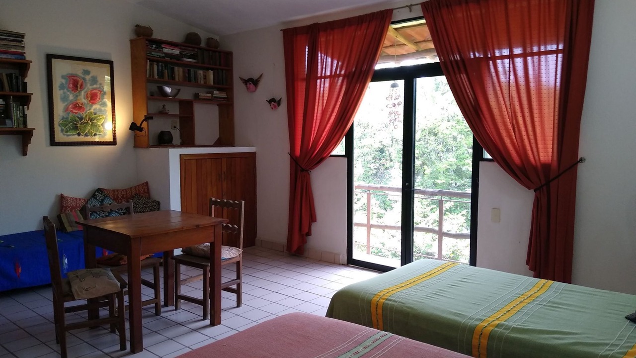 Photo of Bedroom in Zihuatanejo
