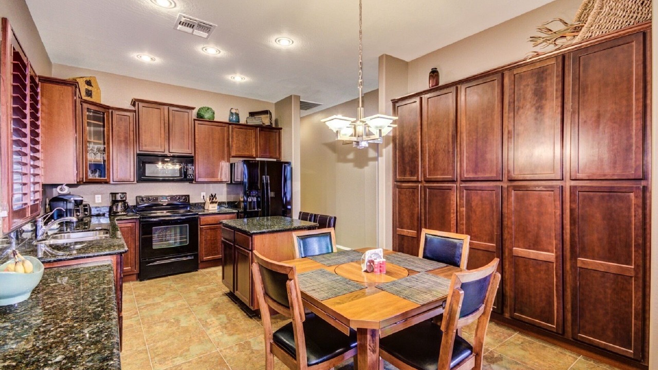 Photo of Kitchen in Estrella Mountain Ranch