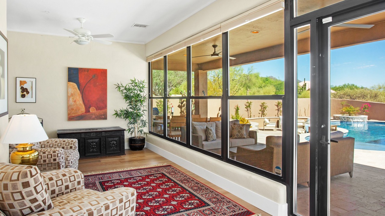 Photo of Livingroom in Pinnacle Peak Vistas IV