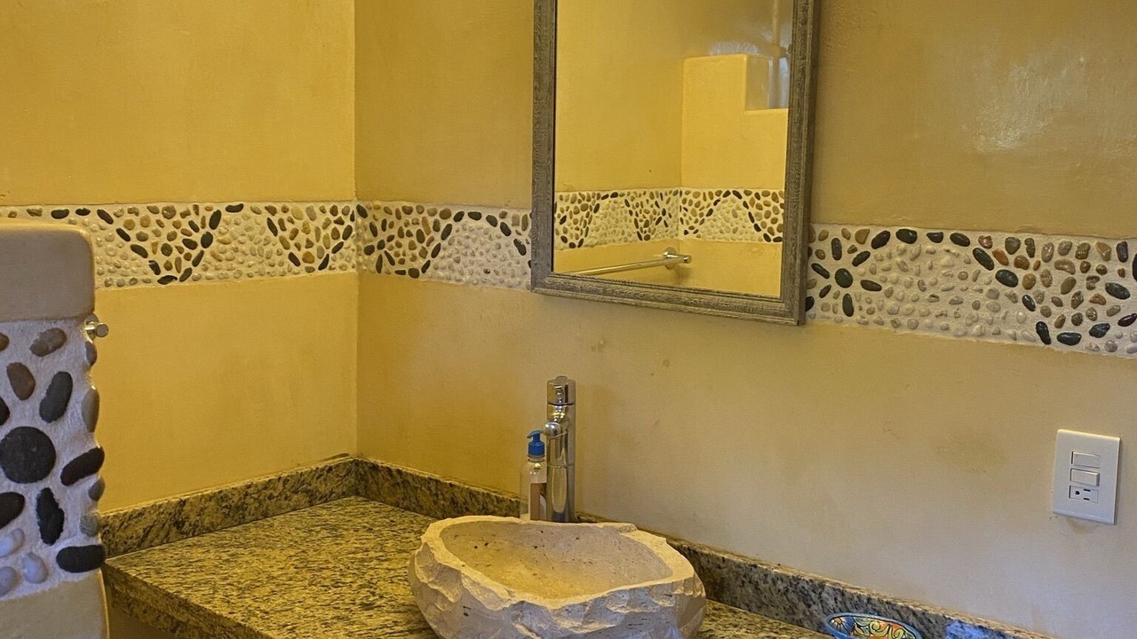 Photo of Bathroom in Saladita