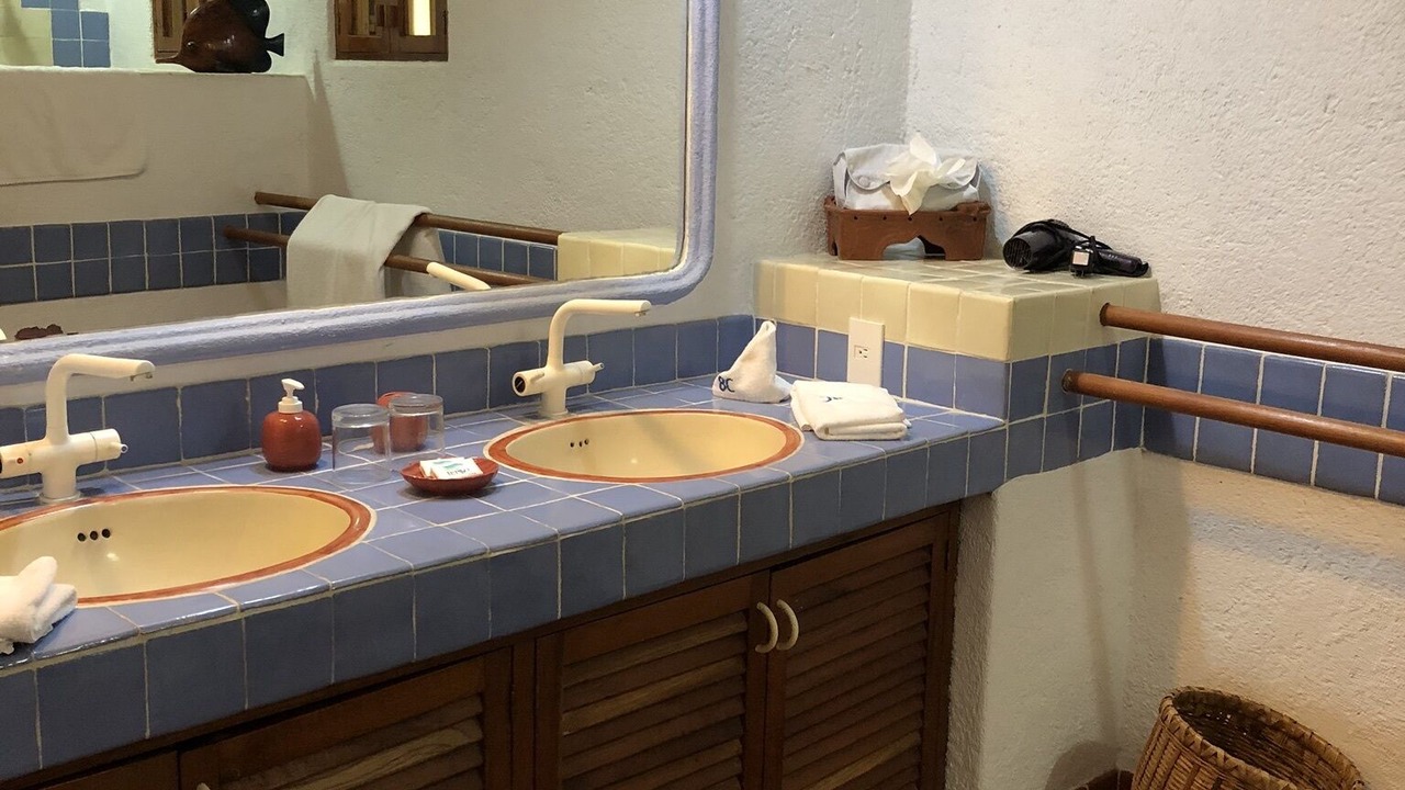 Photo of Bathroom in Zihuatanejo