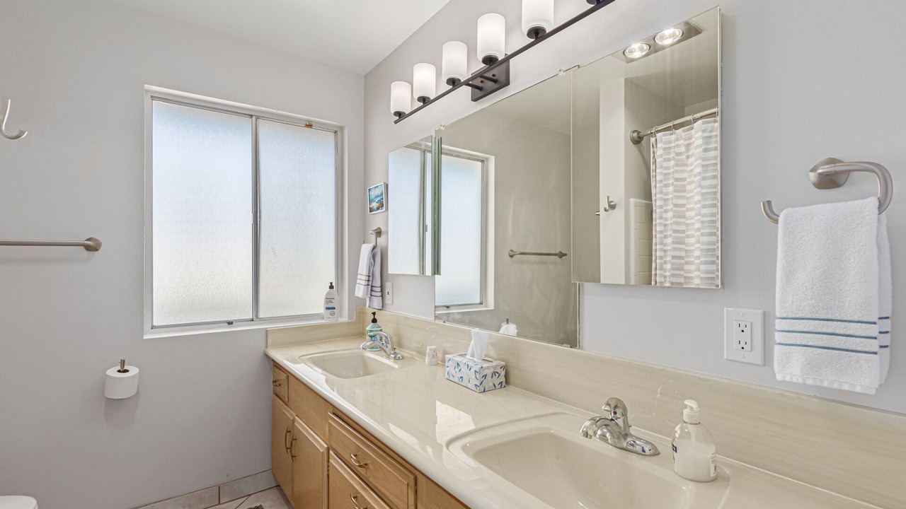 Photo of Bathroom in Arcadia