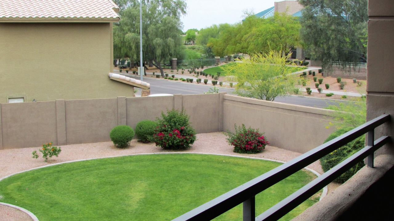 Photo of Outdoor in Paradise Valley Village