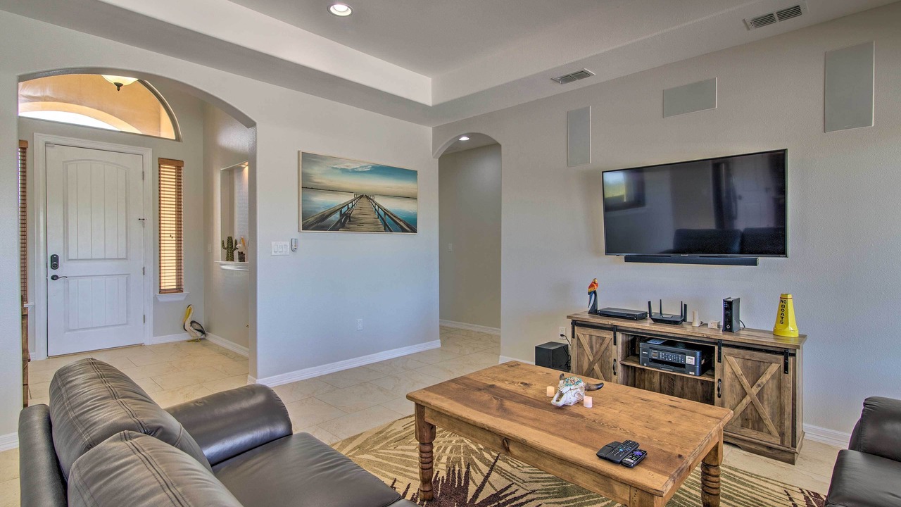 Photo of Livingroom in Laguna Vista