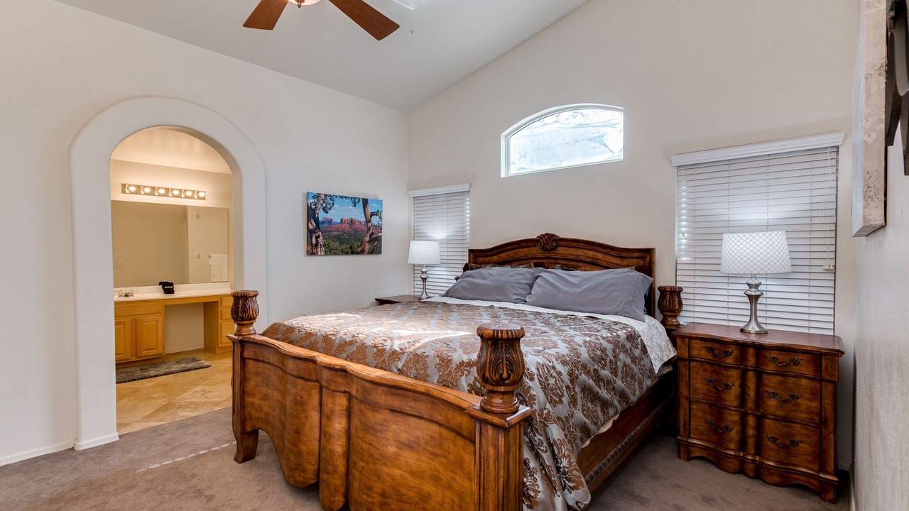 Photo of Bedroom in Scottsdale Summit