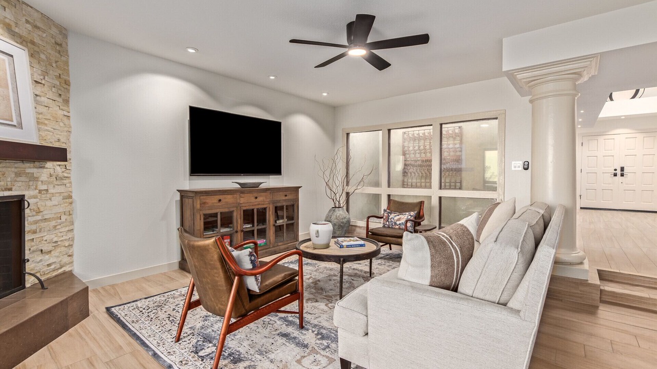 Photo of Livingroom in South Scottsdale