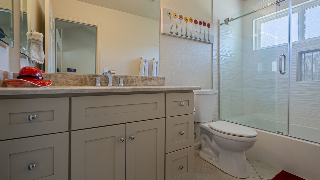 Photo of Bathroom in Spanish View