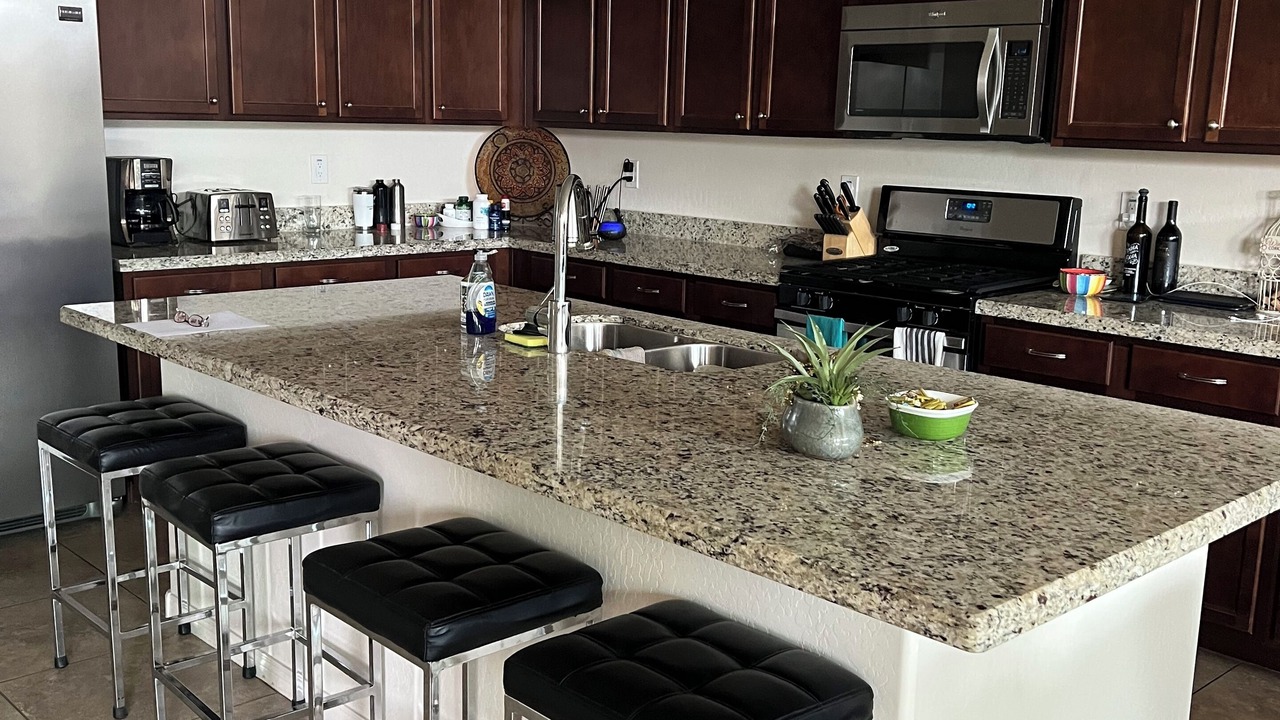 Photo of Kitchen in Montecito in Estrella