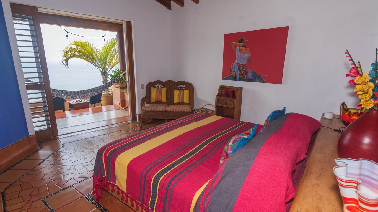Photo of Bedroom in Zihuatanejo